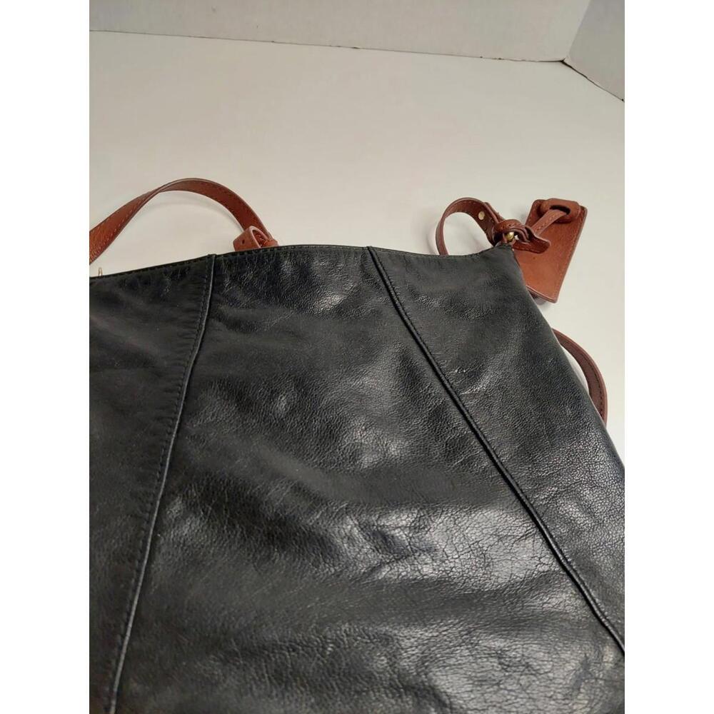 Fossil Purse Black Genuine  Leather Tote Hobo Style Unzips To White Bottom - Picture 8 of 9